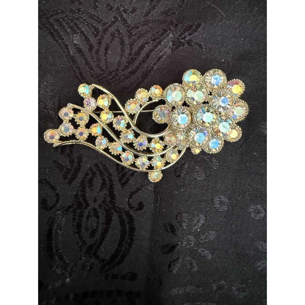 BSK‎ Aurora Borealis Rhinestone Spray Brooch 1950's